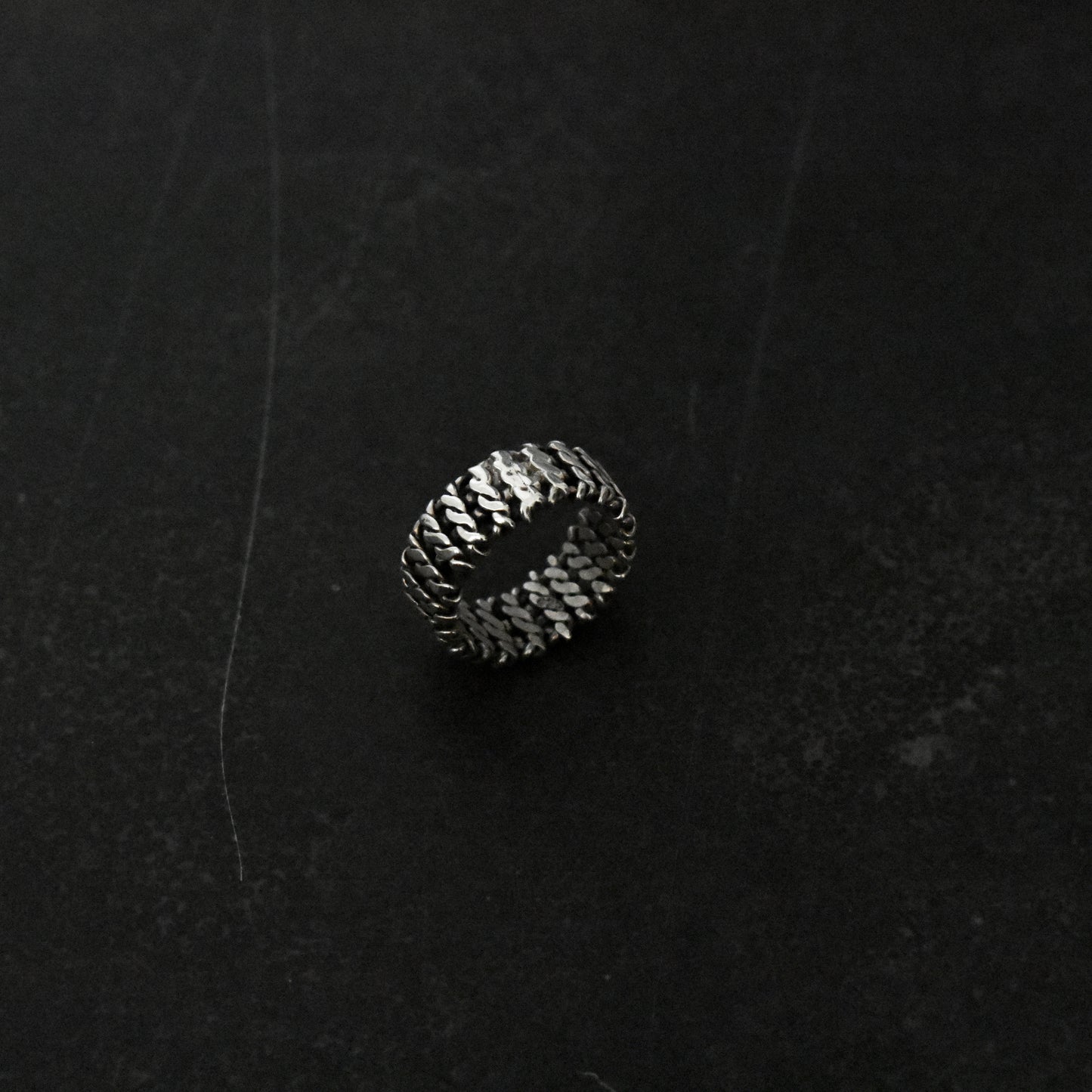 90s Wide Chain Link Band Ring