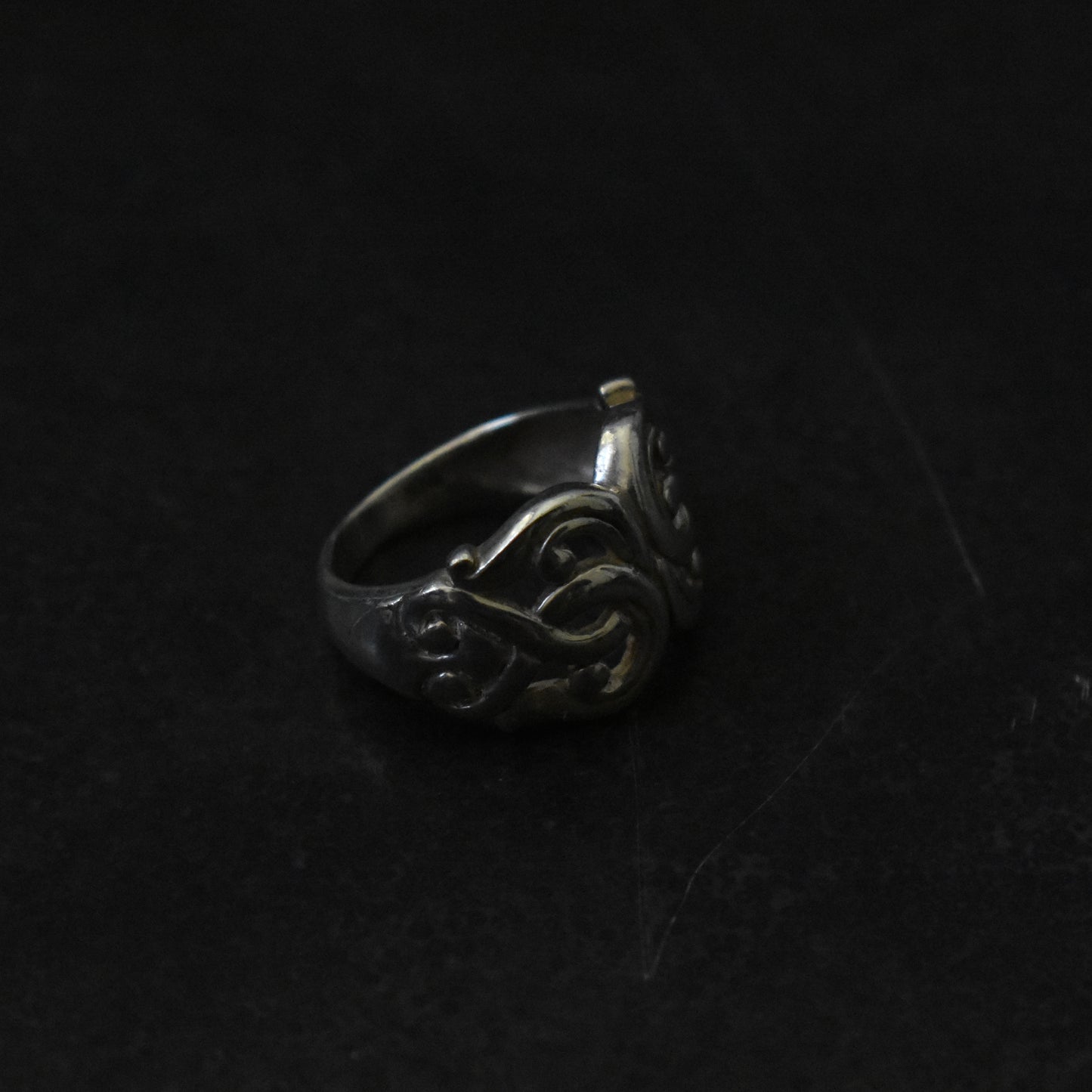 The Open Scroll Ring