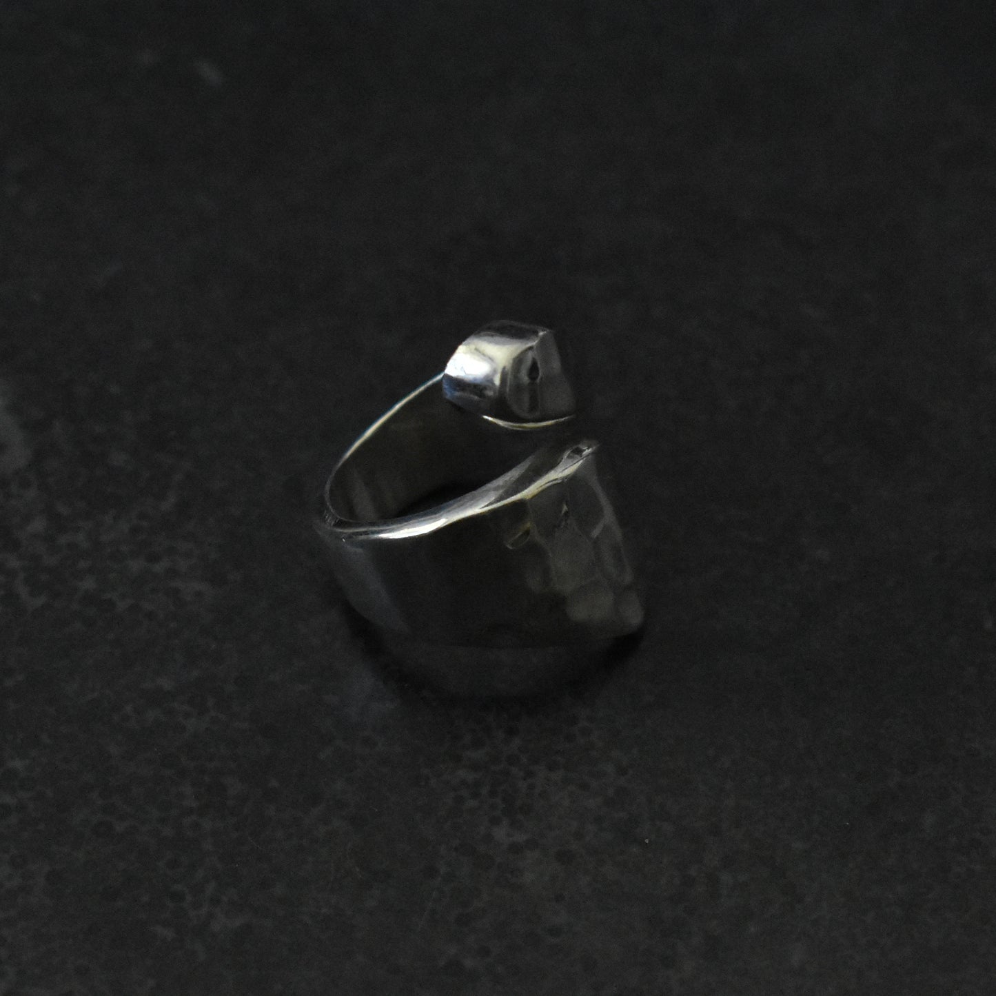 Vintage Hammered Snake Ring