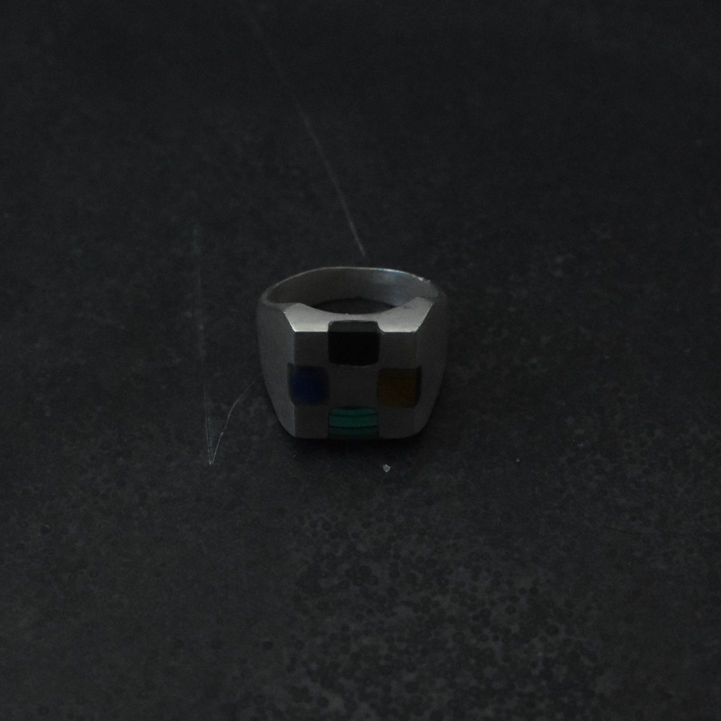 Vintage Checkered Inlay Signet Ring